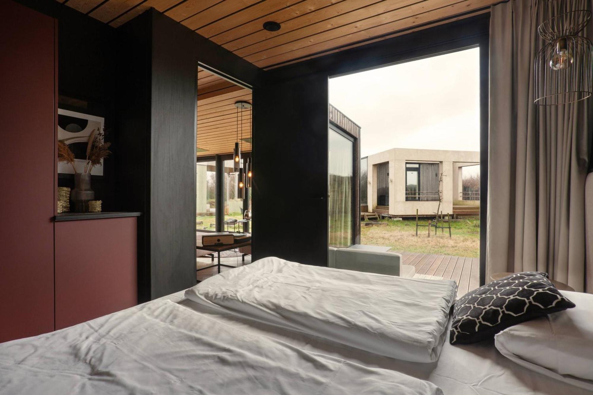 Basecamp Tiny House Eco-Resort Ijmuiden IJmuiden Εξωτερικό φωτογραφία