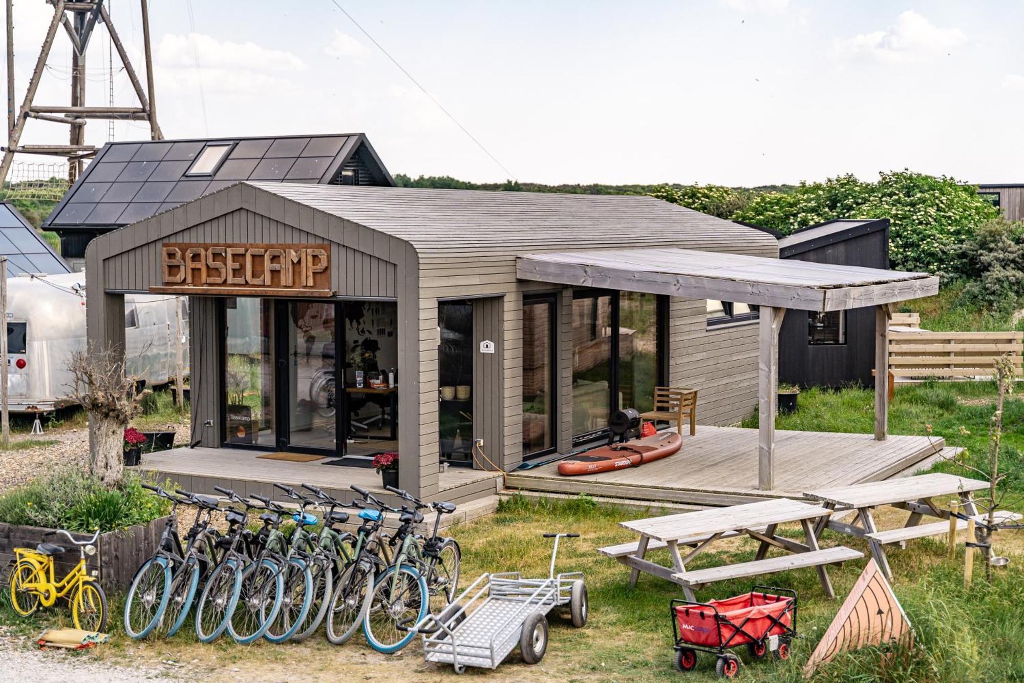 Basecamp Tiny House Eco-Resort Ijmuiden IJmuiden Εξωτερικό φωτογραφία